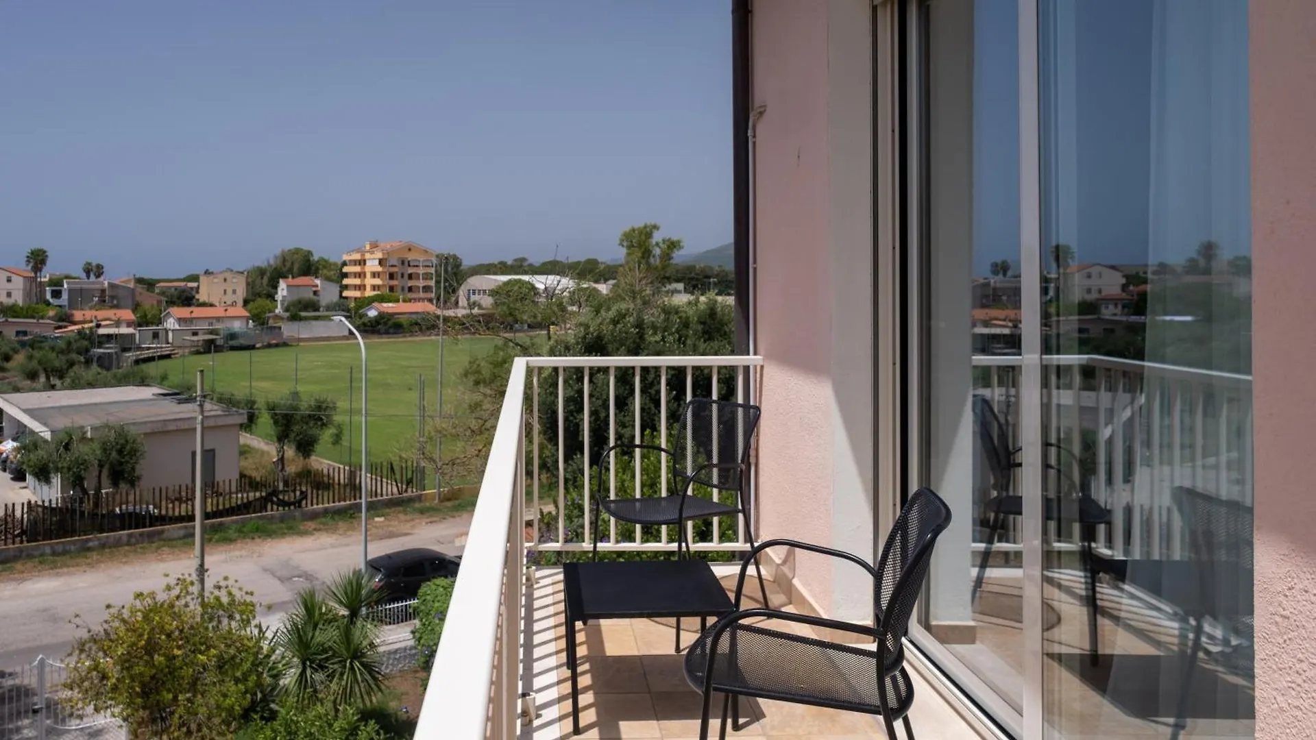 Nautika Suites Альгеро
