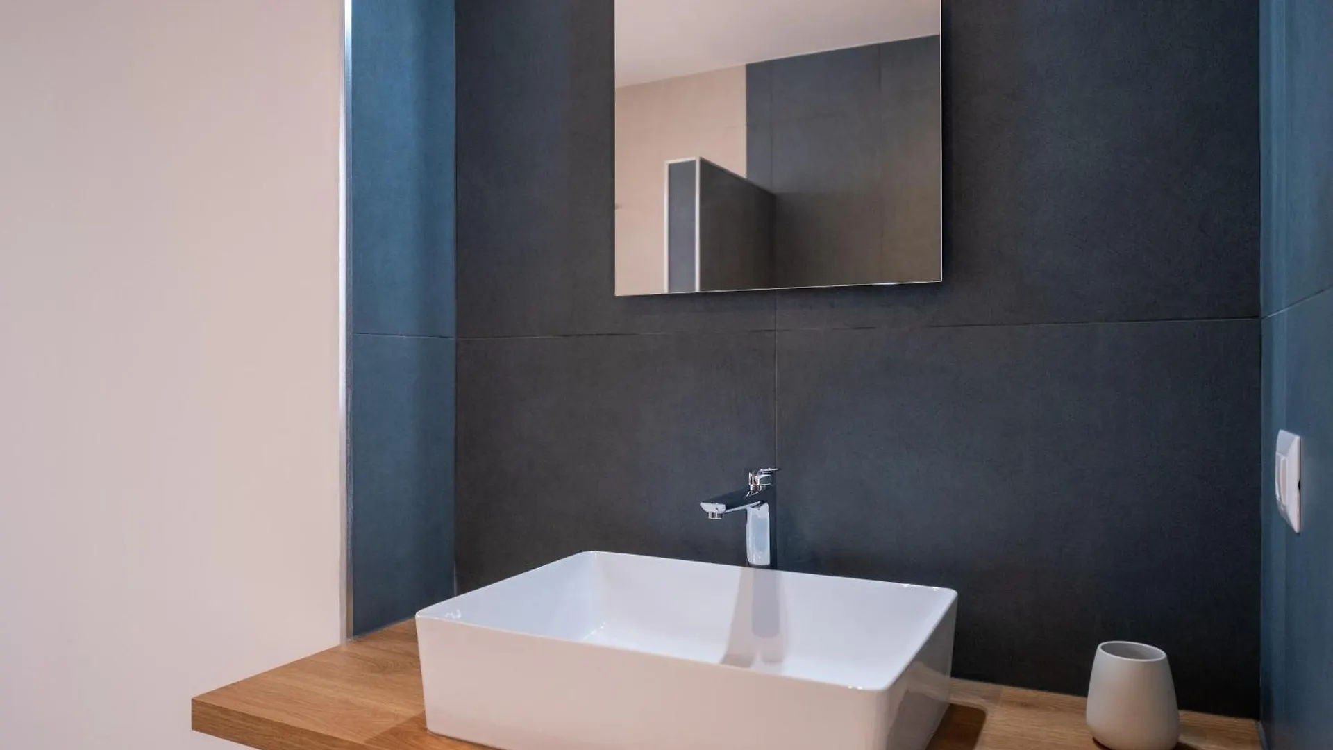 Nautika Suites Альгеро