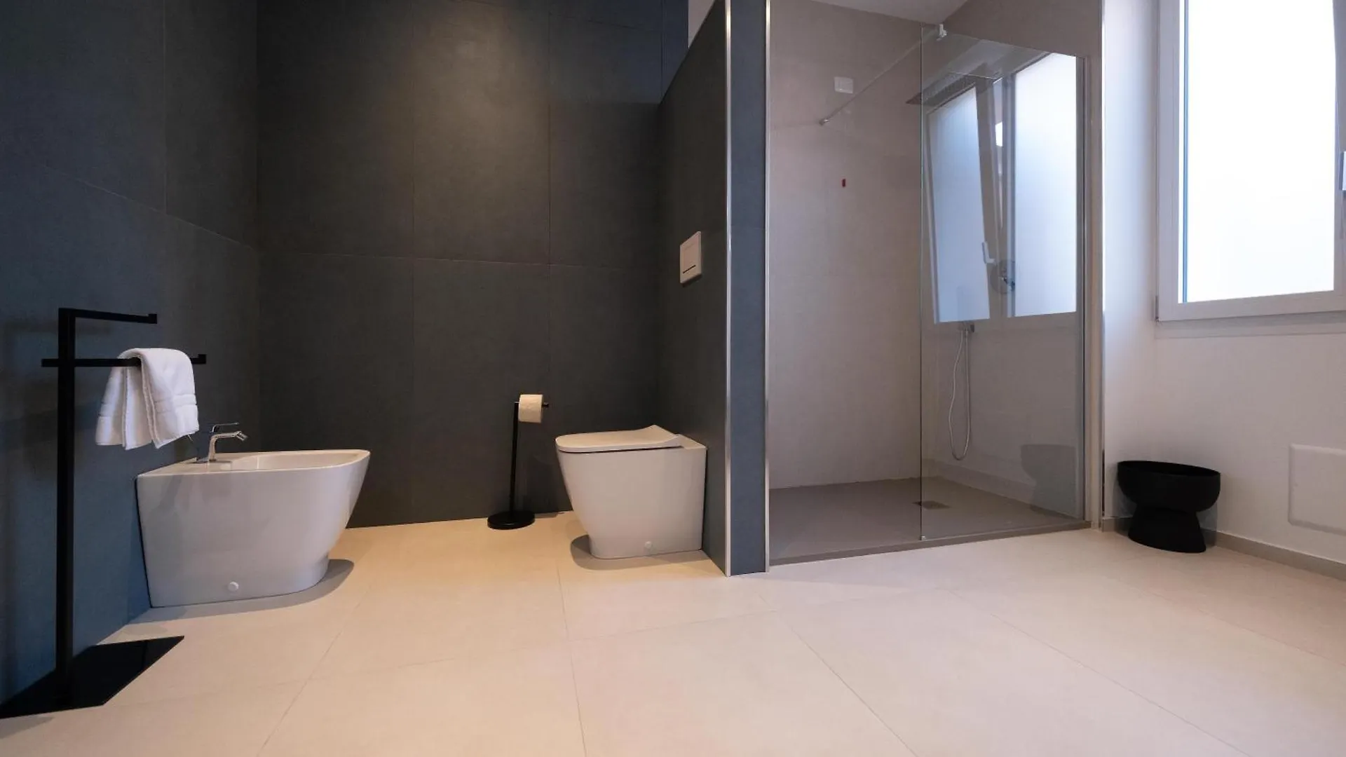 Nautika Suites Альгеро 0*,